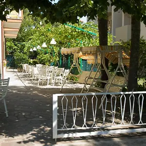 ** Hotel Carezza Italia